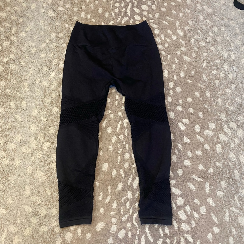 Fabletics leggings MEDIUM SHORT